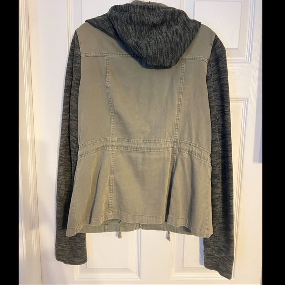 Utility jacket - Picture 2 of 2